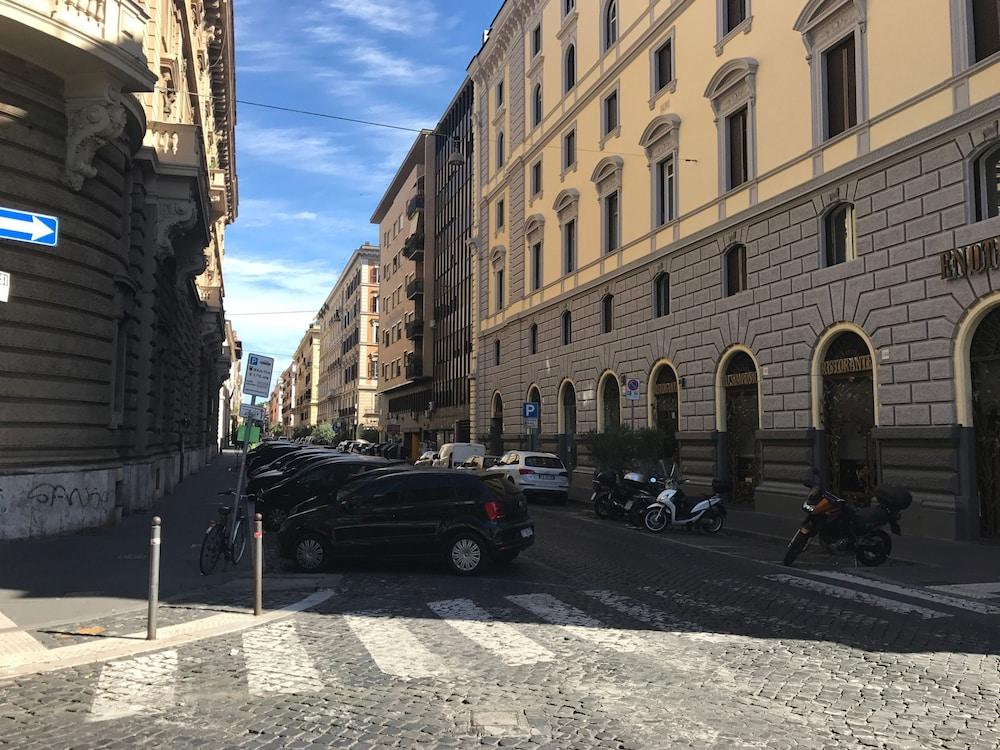 Domus Tacito Luxury Bed and Breakfast Rome Buitenkant foto